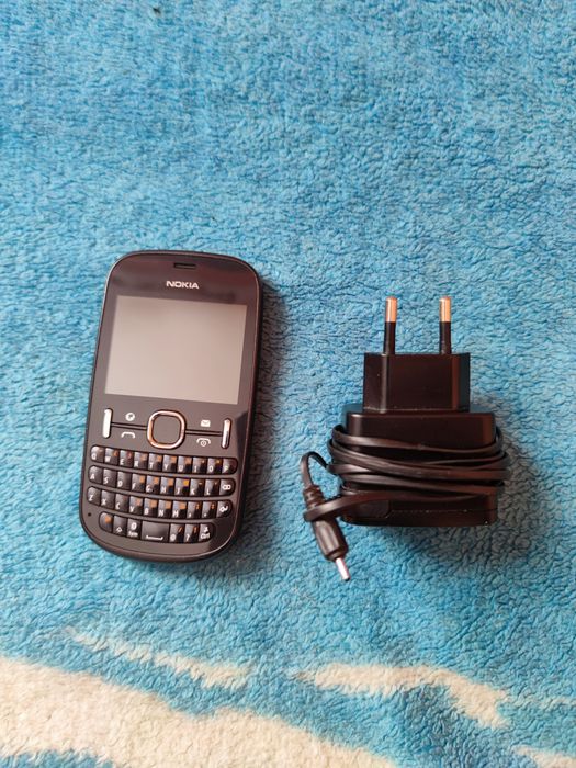 Nokia Asha 201 de colecție
