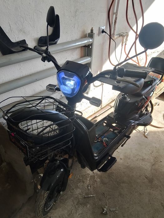 Электро     мопед.