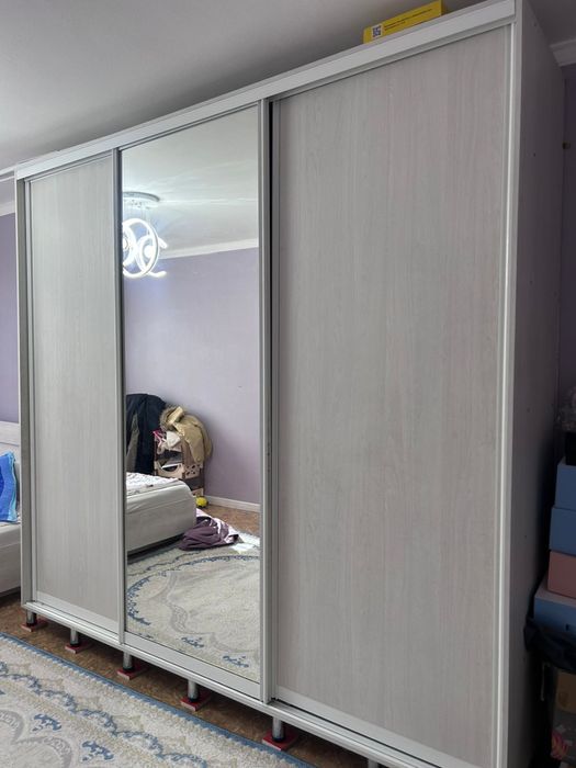 Шкаф сатылады срочна