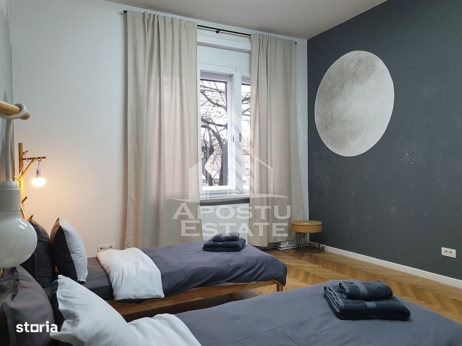 4 camere ultracentral, 132 mp + 2 terase complet renovat in Timisoara