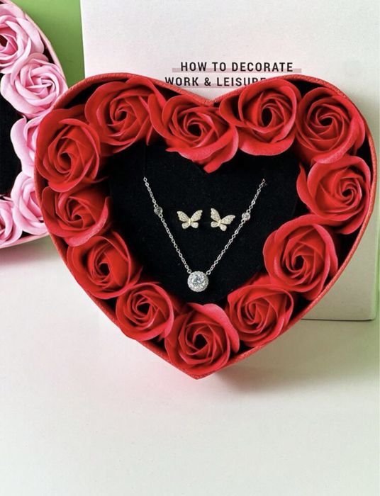 Страхотен подарък- кутийка с бижу по избор