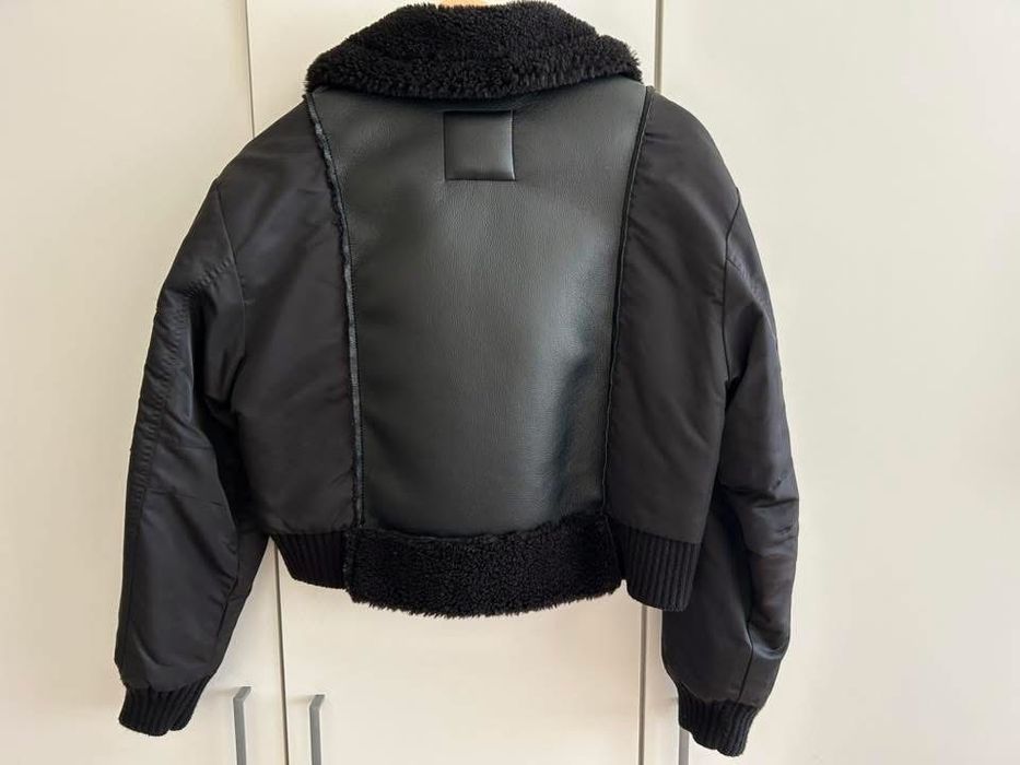 Дамско черно яке Зара