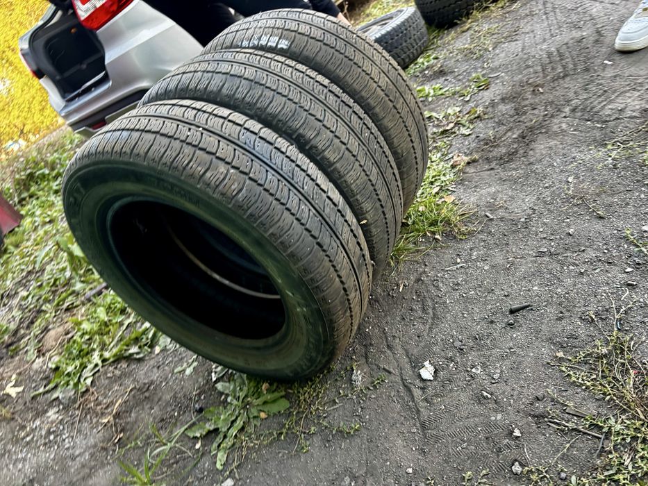 Продам летню резину 175/65/14