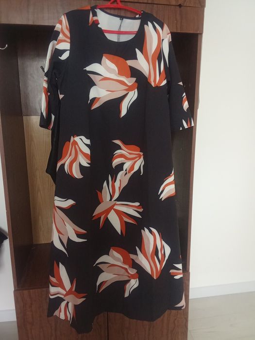 Женские платье вечерный