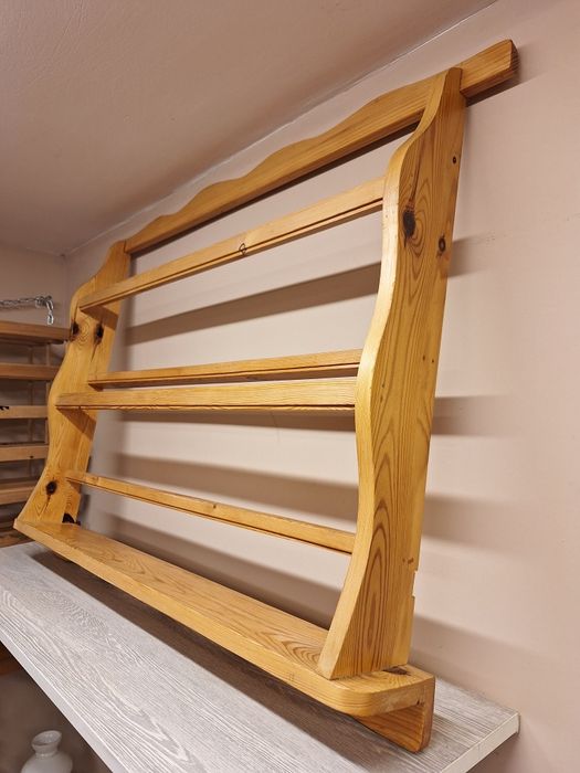 Етажерка,  рафт, стойка за стена