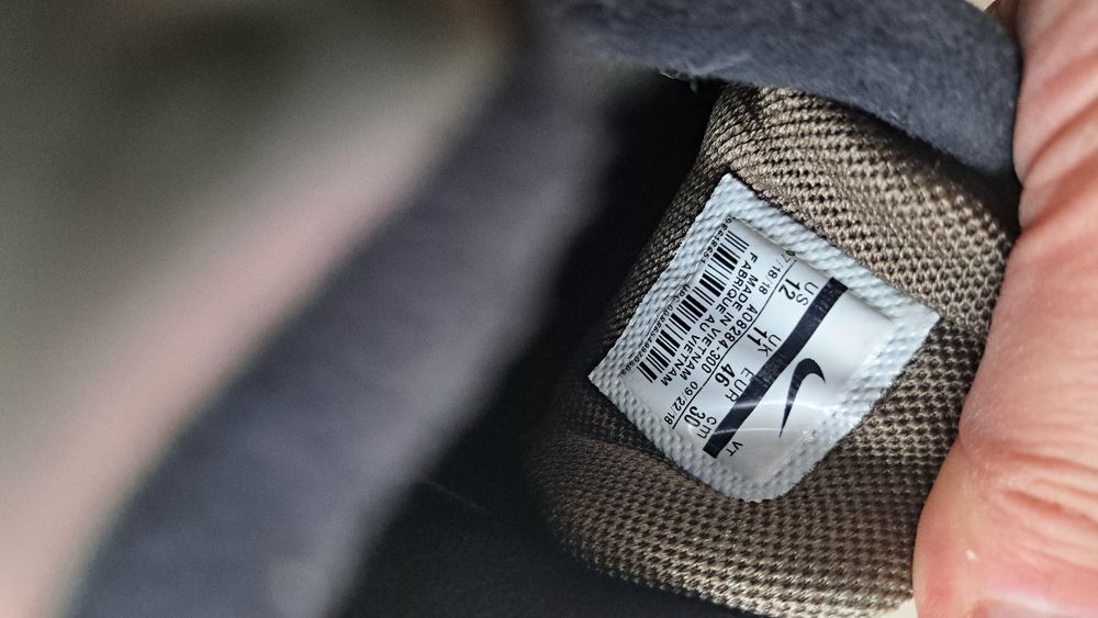 Зимни  маратонки Nike!!!