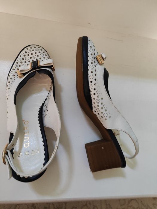 Туфли фирменные продаётся