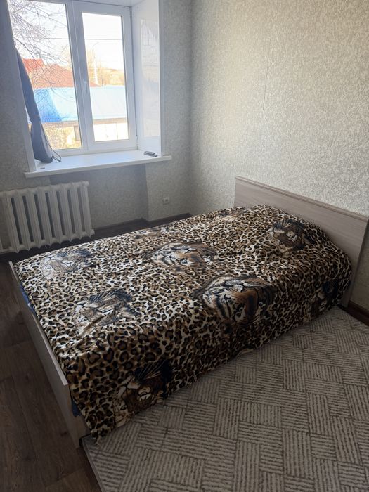 Продам шкаф купэ и кровать