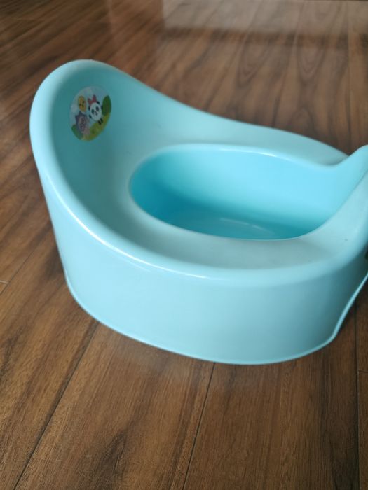 Продам детский горшок