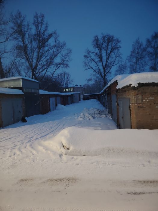 Сдам гараж свет погреб