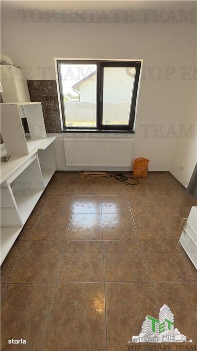 Casa individuala 3 camere pe parter, cu toate utilitatile si 300 mp de