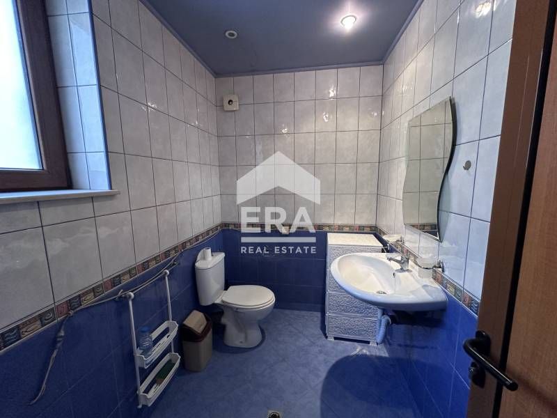 Дава се под наем Двустаен апартамент в Велико Търново, Център - 53 кв.м за 280.5 € - Снимка #5