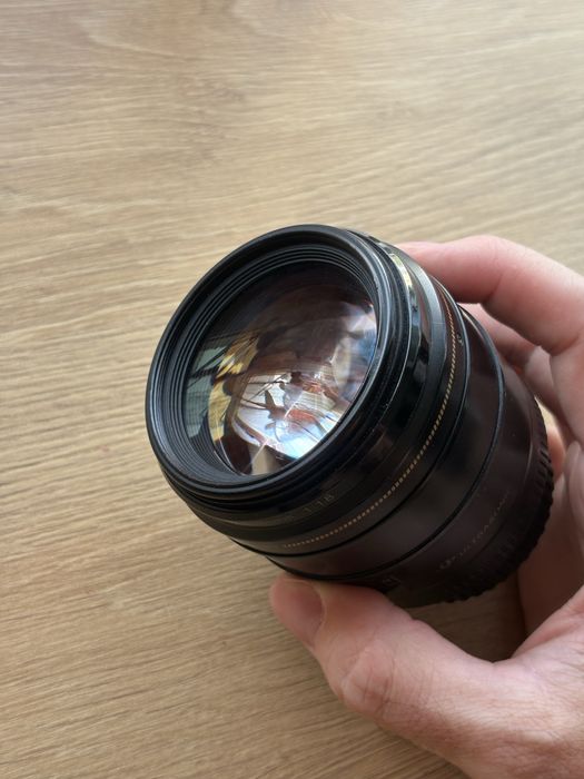 Canon EF 85mm f1.8