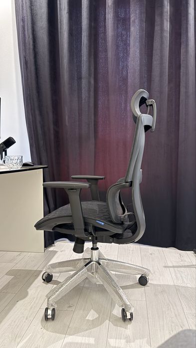 Game kreslo srochniy sotiladi