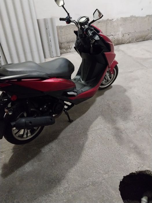 Продам скутор вассат спорт