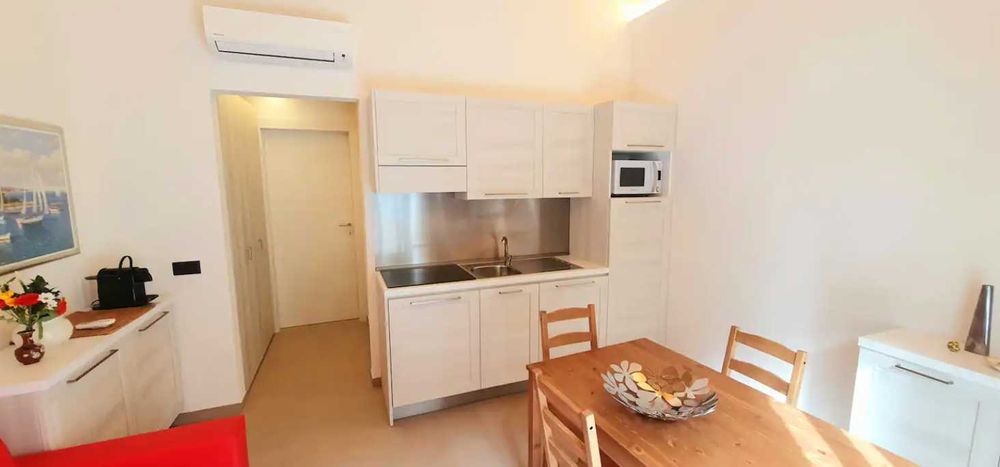 Дава се под наем Двустаен апартамент в Пловдив, Младежки Хълм - 59 кв.м за 341.7 € - Снимка #4