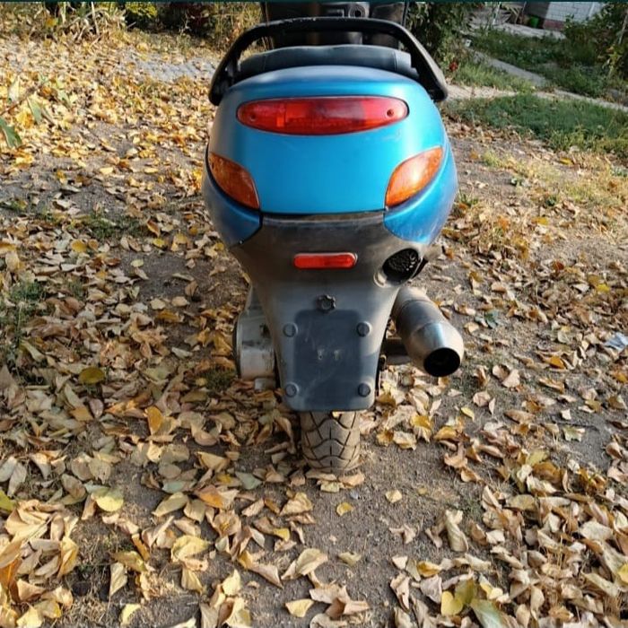 П р о д а м  скутер