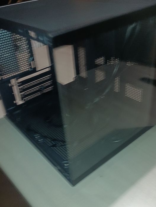Корпус аквариум для компьютера