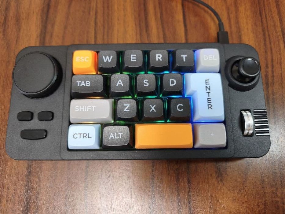 K811 Macro Mechanical Keyboard