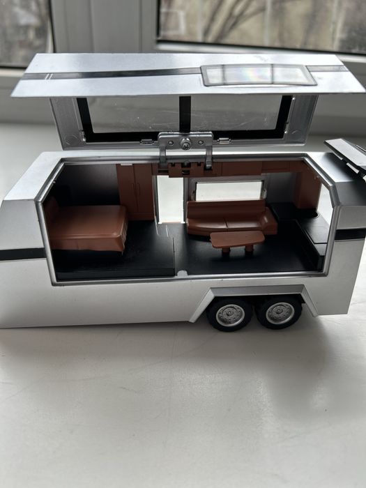 Продам металические машинки