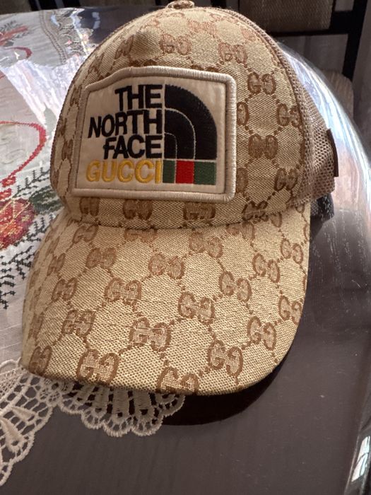 Sapca gucci noua