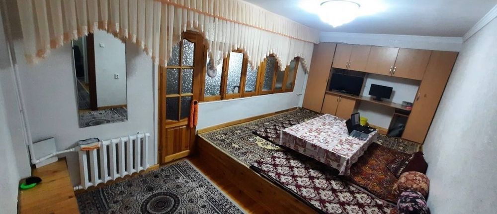 Квартира продается 4/8/12 на Госпитальном