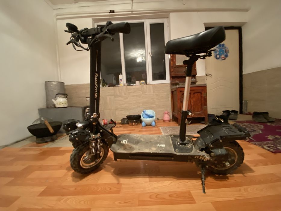 Скутер электронный kugookirin M5