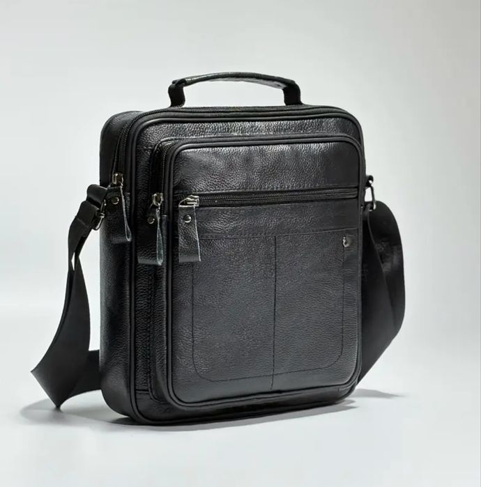 Мъжки елегантни кросбоди чанти с два размера /Черна естествена кожа!