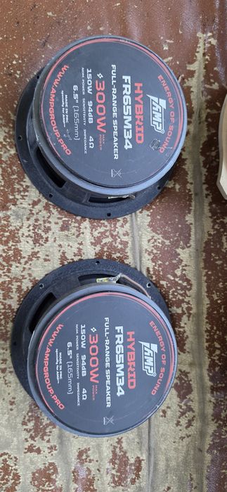 Колонки AMP 300W.