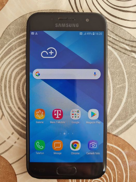 Samsung galaxy A3 2017. In stare ft bună