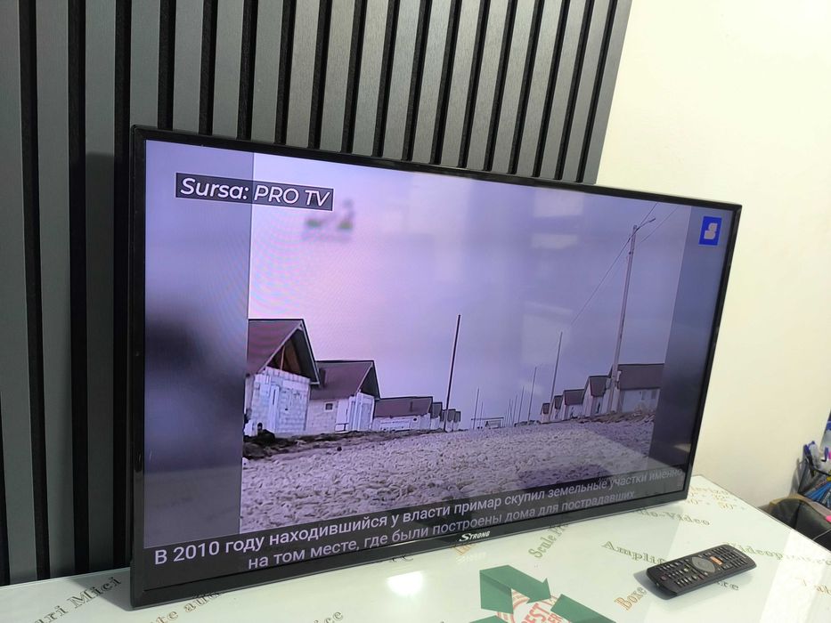 Televizor STRONG SRT 40FE4003N 40 inch cu porturi multiple