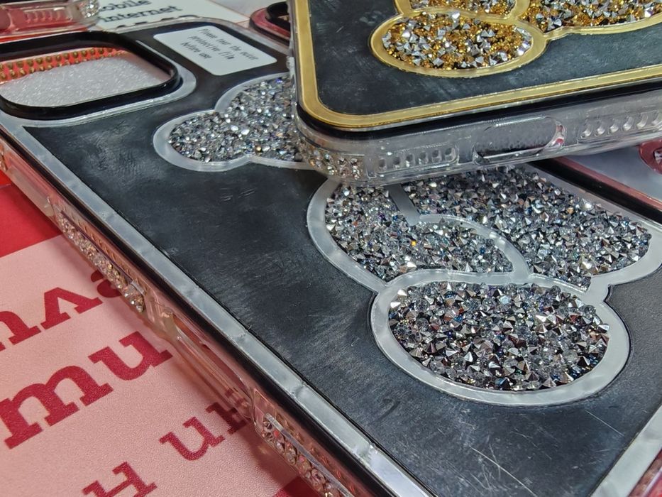 iPhone 16,16 Pro,16 Pro Max луксозни блестящи гърбове Teddy Bear