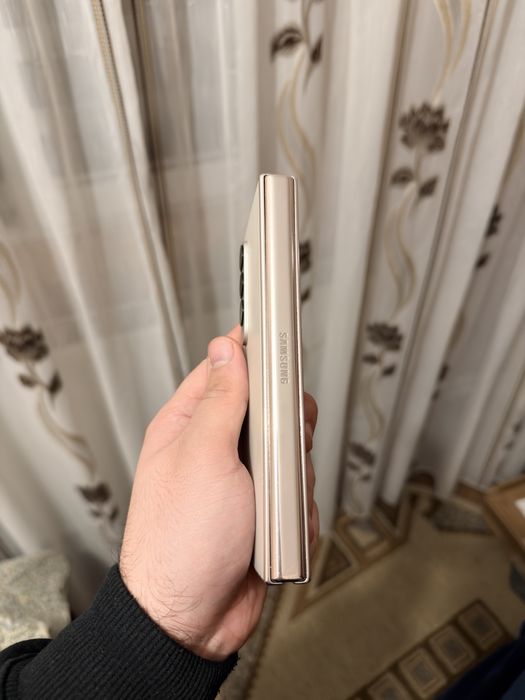 Samsung Galaxy Fold 4 512GB Full Box NOU Garantie !