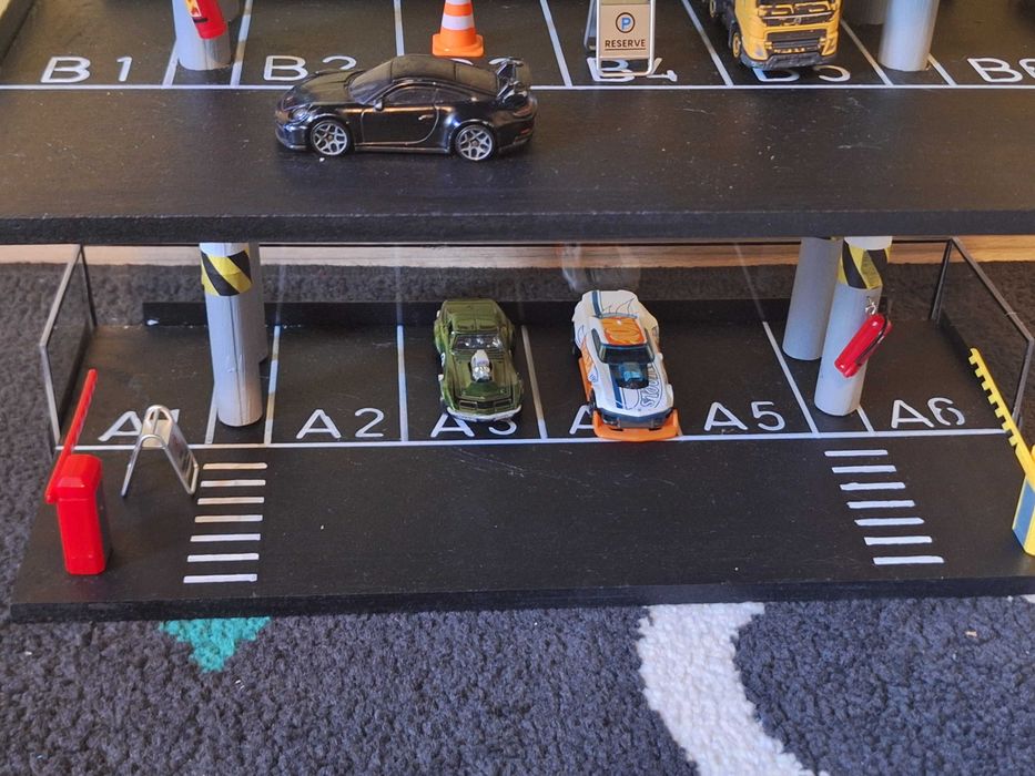 Детски паркинг гараж (ръчна изработка)