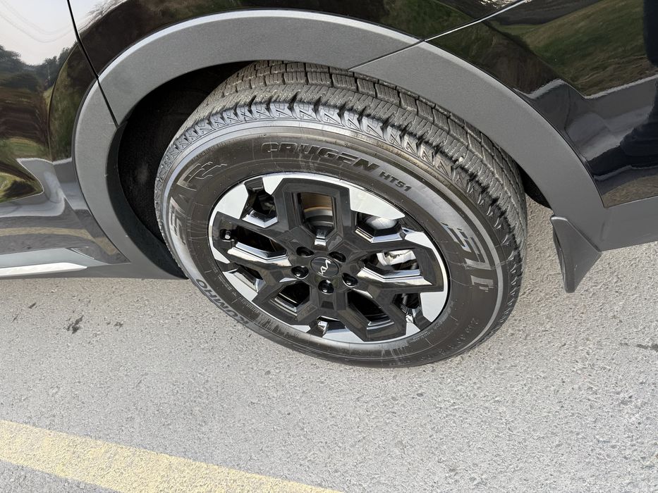 KIA Sorento 24-25 yil 2,5 7 O’rinlik