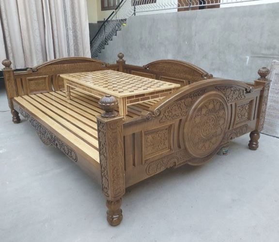 suri kravat 2mlyon 600ming somdan boshlab