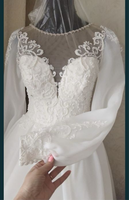 Свадебное платье