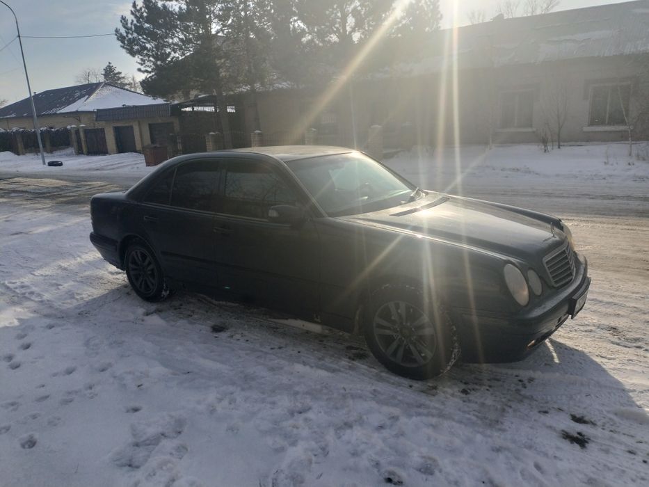 Мерседес 210 рейсталинг 2.0 объем