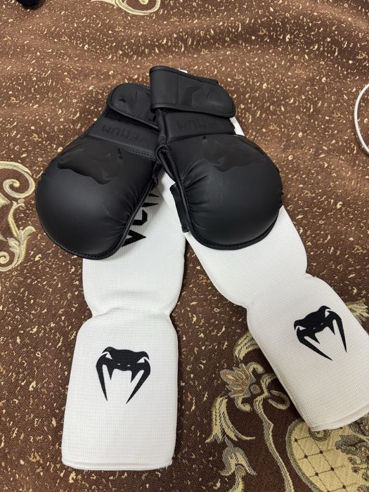 Перчатки для ММА и футы