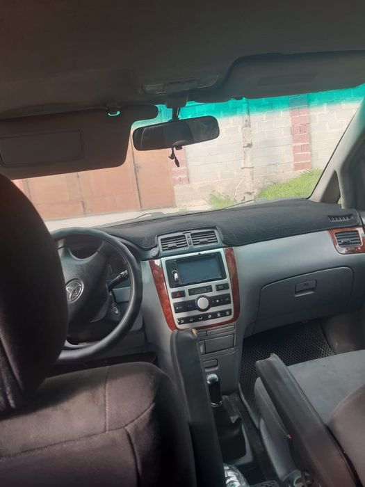 Тайота авенис верса сатылады