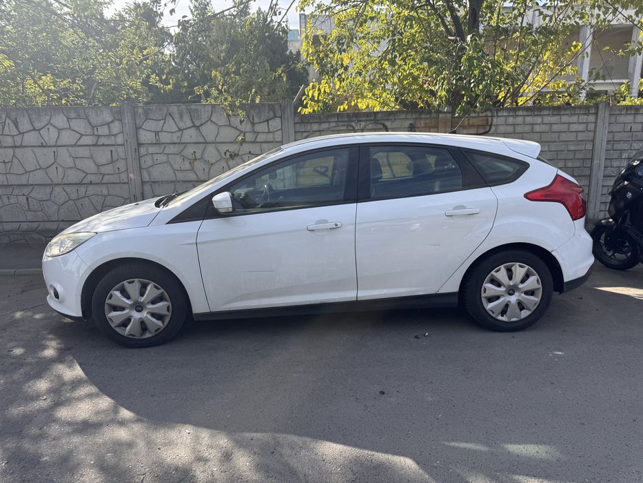 FORD Focus 2012 — imagine 4