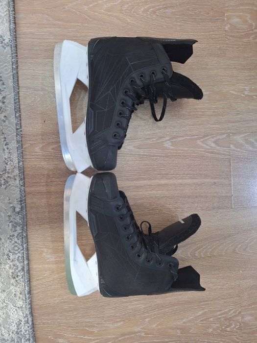 Продам коньки б/у