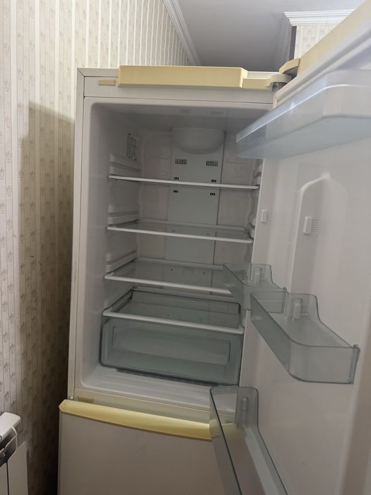 Холодильник сатылады б/у