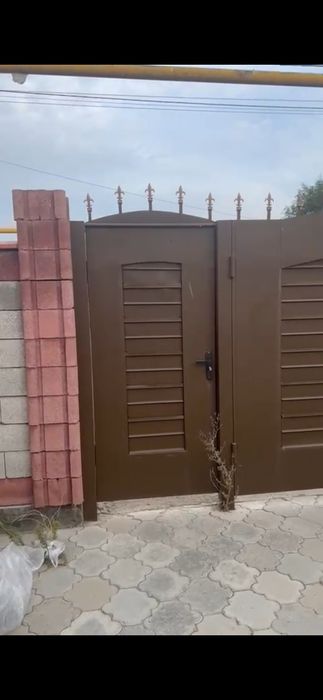 Срочно продам ворота с калиткой
