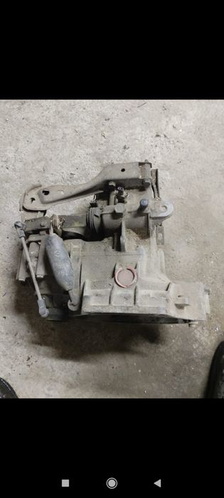 Коробка Passat B3