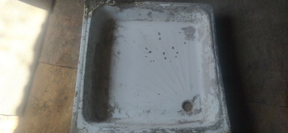 Поддон для дачи или стройки.