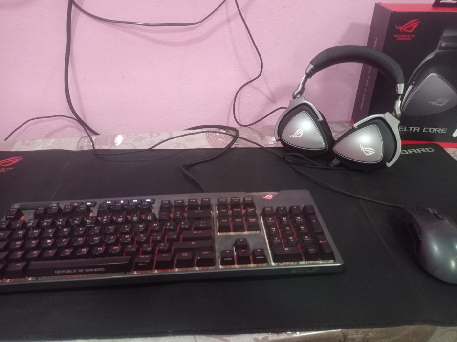 Asus комплект мышка клавиатура наушник