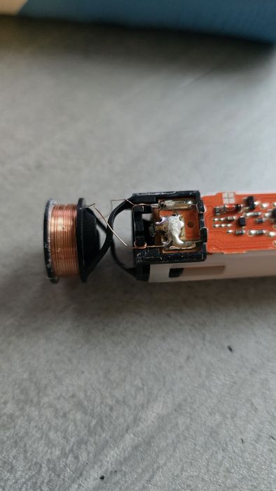 Periuta de dinti Oral B Vitality pentru piese