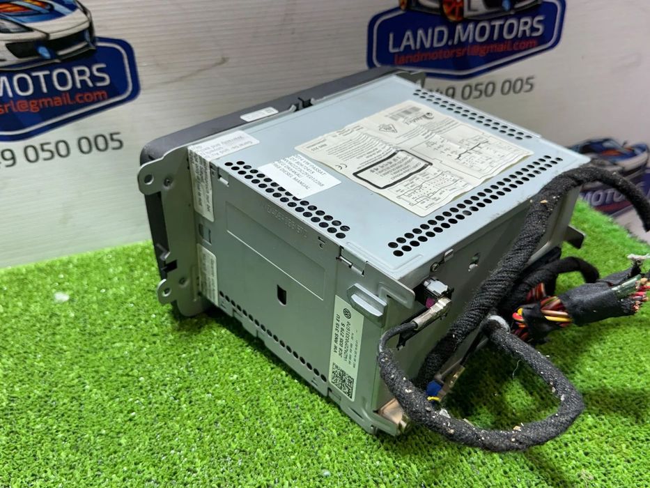 PANOU / SISTEM RADIO CD / AUDIO / NAVI / COMUNICATII VOLSKWAGEN PASSAT BlueMotion 2.0 DIESEL 2014 COD OEM 3C8035279S / BERLINA 2010-2014