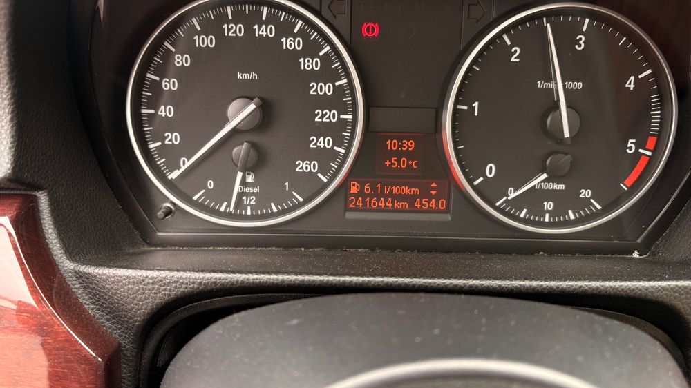 Vând BMW e91 pachet M 2008 , N47, 177cp , full option